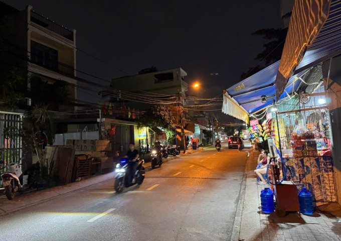 BÁN NHÀ NGAY CHỢ 339 - Phước Long B, Q9 - DT 95m2 - Giá Chỉ hơn 9 tỷ