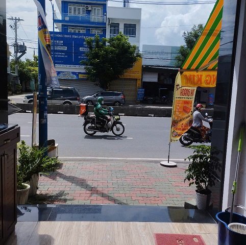 Cho thuê nhà mặt tiền 3x20m – Full nội thất – Kinh doanh tốt – Đặng Thúc Vịnh, Hóc Môn