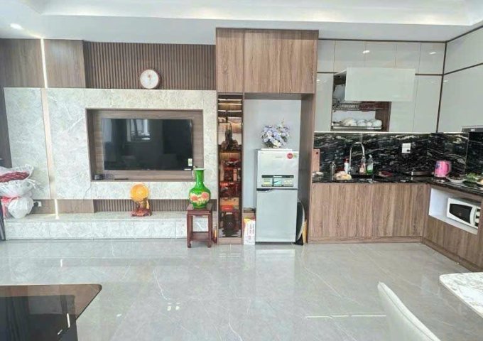 CÓ 102. BÁN NHÀ NGỌC LÂM  LONG BIÊN, 7 TẦNG, GA RA, KINH DOANH, GIÁ MỀM