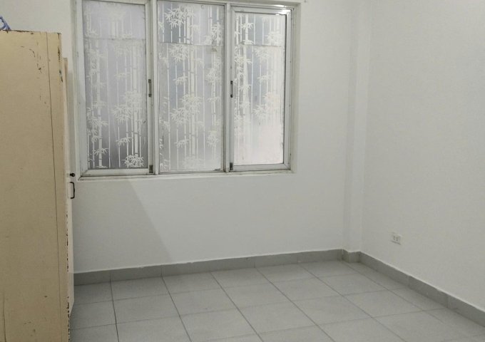 Cho thuê gấp giá rẻ căn hộ chung cư HH Linh Đàm 50m, tầng 2, 6.99 tr/th Hoàng Mai.