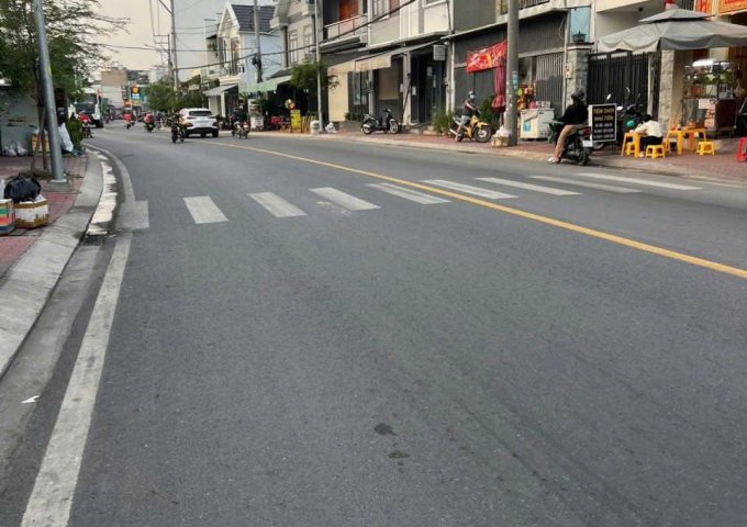 NHÀ MT CHỢ CHỮ S TRẦN VĂN MƯỜI, HÓC MÔN ĐANG CHO THUÊ BÁCH HÓA XANH