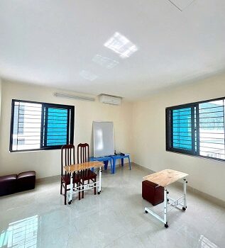 CHÍNH CHỦ bán nhà số 8 ngõ 91, Nguyễn Phúc Lai, phường Ô Chợ Dừa, Đống Đa, HN. 41.2m2, bê-tông 4 tầng, cách hồ Hoàng Cầu 30m. Chính chủ Hiền 0941421976.