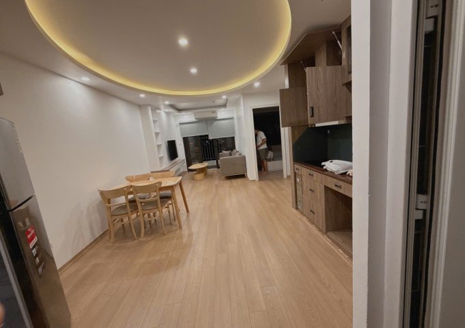 Chính chủ cho thuê căn hộ 75m2 tòa Liễu Giai Tower, số 26 phố Liễu Giai, full nội thất