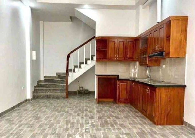 Chỉ 6xx sở hữu ngay căn nhà 5 tầng trung tâm Văn Quán 
