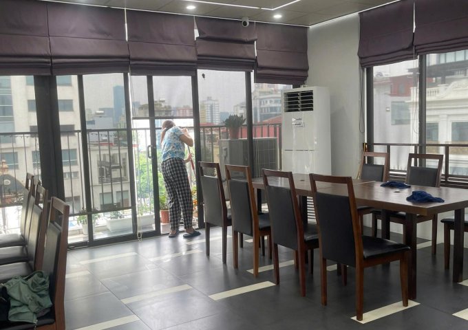 Văn phòng đẹp, sẵn sàng đón bạn ngay tại Hoàng Quốc Việt!