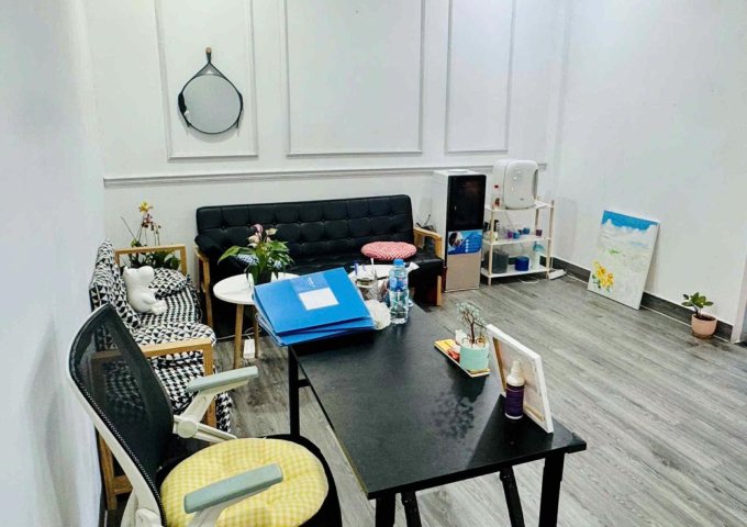 Sang nhượng SPA tâm huyết ngay mặt tiền Nguyễn Thị Thập, Quận 7 - Giá tốt, vào làm ngay