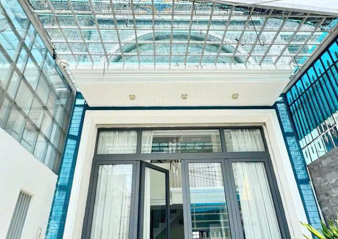 Bán nhà Quận 4- Doanh thu 3.6 tỷ/5năm- 6 Tầng 8 Căn hộ cao cấp duplex 52m2- HXH Nguyễn Khoái: 12 Tỷ