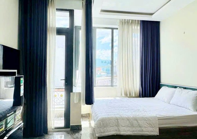 Bán nhà Quận 4- Doanh thu 3.6 tỷ/5năm- 6 Tầng 8 Căn hộ cao cấp duplex 52m2- HXH Nguyễn Khoái: 12 Tỷ