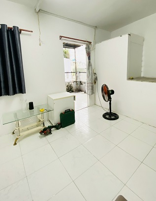 Cần share phòng trong nhà nguyên căn – Gần Cách Mạng Tháng 8, Quận Tân Bình