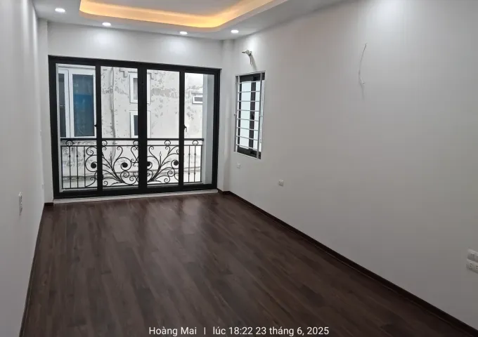 Tuyệt phẩm Tân Mai 5 tầng - 36m2 - 7.68 tỷ. Sổ đỏ trao tay!