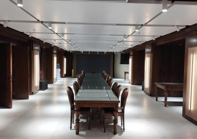 CHÍNH CHỦ CHO THUÊ TOÀ NHÀ VĂN PHÒNG SIÊU ĐẸP – NỘI THẤT CAO CẤP TẠI TRUNG TÂM HÀ NỘI