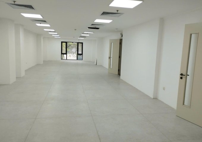 CHÍNH CHỦ CHO THUÊ TOÀ NHÀ VĂN PHÒNG SIÊU ĐẸP – NỘI THẤT CAO CẤP TẠI TRUNG TÂM HÀ NỘI