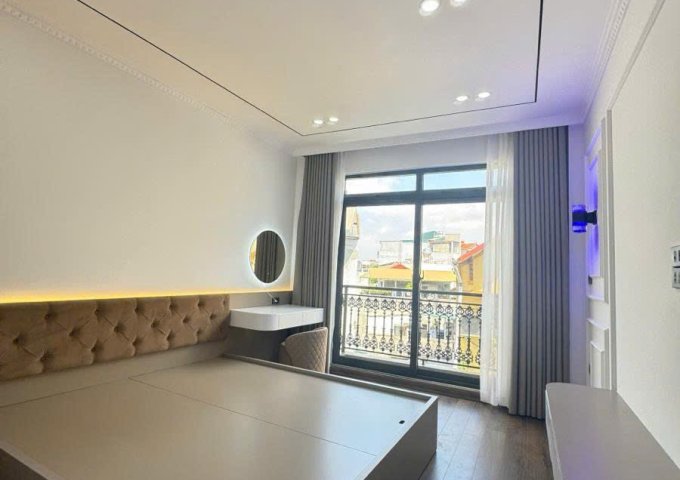 Bán nhà Ngọc Thụy 38m 6 tầng thang máy 2 thoáng ô tô đỗ hơn 9 tỷ