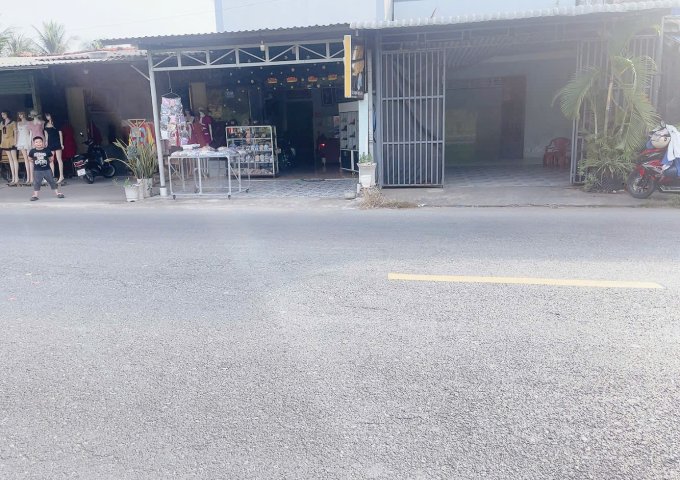 BÁN NHÀ MẶT TIỀN TL885 – GẦN CHỢ MỸ LỒNG, GIỒNG TRÔM, BẾN TRE