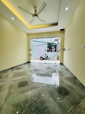 ► NHÀ ĐẸP PHỐ TRẠM,DIỆN 40M NHỈNH 9tỷ, THANG MÁY, GARA Ô TÔ - NGÕ THÔNG - HÀNG XÓM AEON LONG BIÊN - AN CƯ TUYỆT Vời