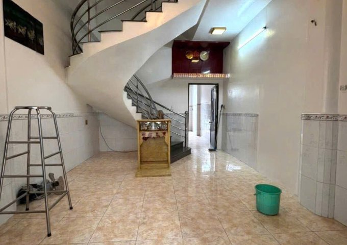 Chính chủ cần Cho thuê nhà nguyên căn 2 mặt tiền hẻm, mỗi hẻm 8m tại Hẻm 1/Hương Lộ 2 (Bình Tân cũ)