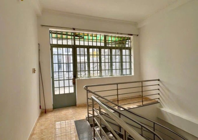 Chính chủ cần Cho thuê nhà nguyên căn 2 mặt tiền hẻm, mỗi hẻm 8m tại Hẻm 1/Hương Lộ 2 (Bình Tân cũ)