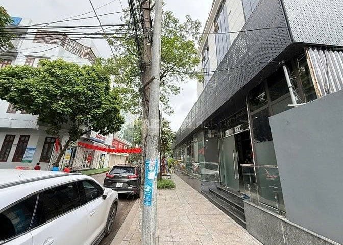 CHÍNH CHỦ CHO THUÊ MẶT BẰNG KINH DOANH ĐẮC ĐỊA TẠI HOÀNG MAI - 120M²