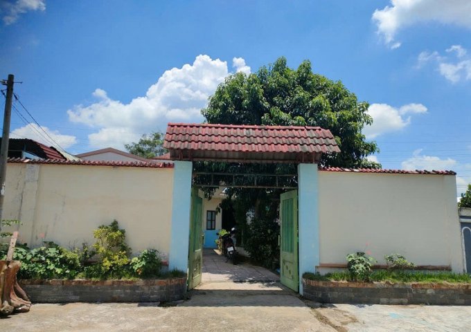 CỦ CHI - NGỘP CẦN BÁN GẤP NHÀ HOÀN CÔNG GIÁ RẺ NHẤT KHU VỰC