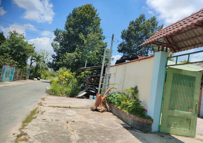 CỦ CHI - NGỘP CẦN BÁN GẤP NHÀ HOÀN CÔNG GIÁ RẺ NHẤT KHU VỰC