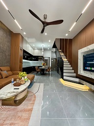 Nhà 3 tầng Đẹp lung linh, mặt tiền đường Hoà Minh