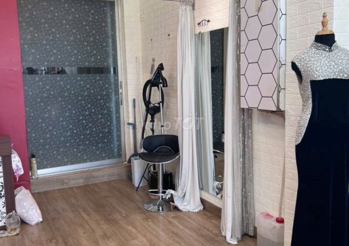 Sang mặt bằng kinh doanh Quận 6 – chỉ 15 triệu