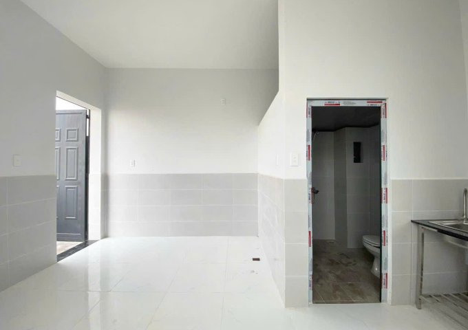 SANG NHƯỢNG GẤP PHÒNG TRỌ BAN CÔNG 25M² - DƯƠNG ĐÌNH HỘI - LẦU 2 FULL TIỆN NGHI