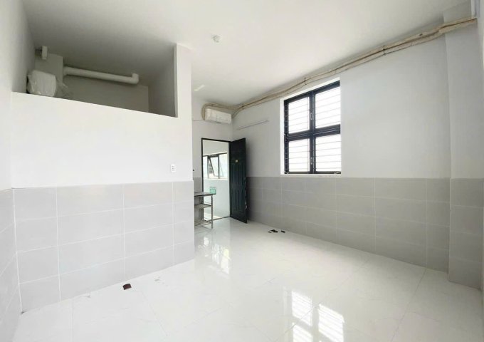 SANG NHƯỢNG GẤP PHÒNG TRỌ BAN CÔNG 25M² - DƯƠNG ĐÌNH HỘI - LẦU 2 FULL TIỆN NGHI