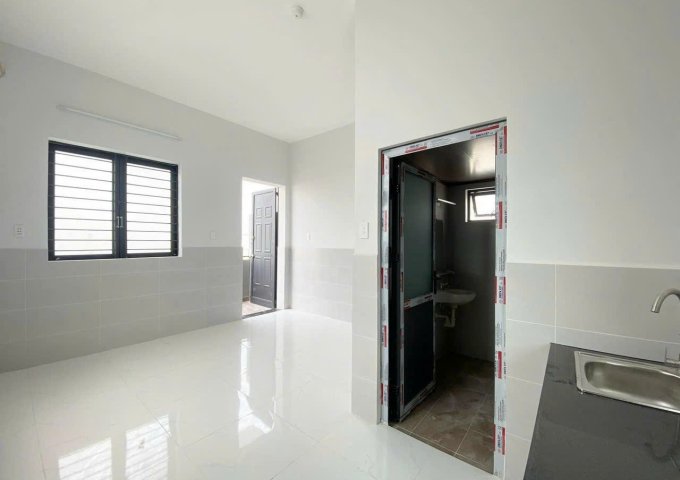 SANG NHƯỢNG GẤP PHÒNG TRỌ BAN CÔNG 25M² - DƯƠNG ĐÌNH HỘI - LẦU 2 FULL TIỆN NGHI