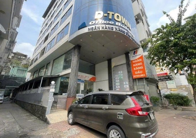 Cho Thuê VP D-TOWN (8 Tầng, 3 Mặt Tiền) - View Công Viên Gia Định, Giá Gốc Chủ Nhà