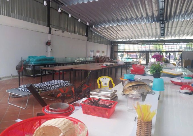 CHÍNH CHỦ SANG GẤP QUÁN MẶT TIỀN LÊ VĂN QUỚI