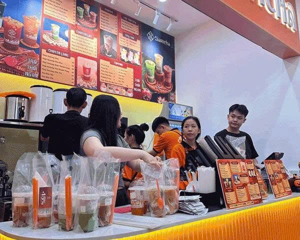 SANG LỖ TIỆM TRÀ SỮA THÁI NHƯỢNG QUYỀN ĐẸP LẮM MB VỊ TRÍ ĐẸP- QUẬN 4 -TPHCM