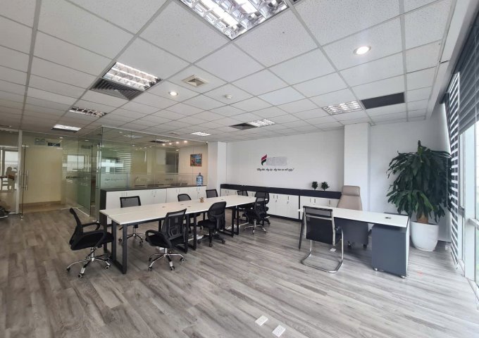 HÀ NỘI SANG NHƯỢNG TRỌN GÓI VĂN PHÒNG ĐẲNG CẤP TẠI 36 HOÀNG CẦU