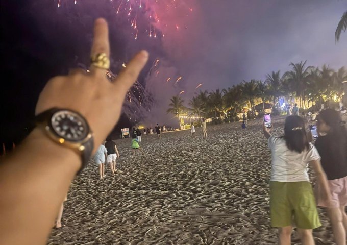 SANG NHƯỢNG GẤP - KIOT VỊ TRÍ VÀNG KẾT NỐI KHU VỰC GIẢI TRÍ ĐÊM có sẵn lượng KHÁCH QUEN ỔN ĐỊNH