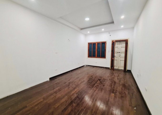 CHO THUÊ PHÒNG – VỊ TRÍ ĐẮC ĐỊA HOÀNG QUỐC VIỆT