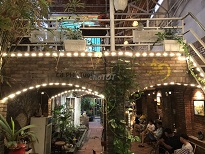 Cần cho thuê mặt tiền rộng tiện kinh doanh quán cà phê, quán ăn