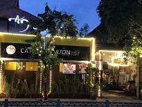 Cần cho thuê mặt tiền rộng tiện kinh doanh quán cà phê, quán ăn