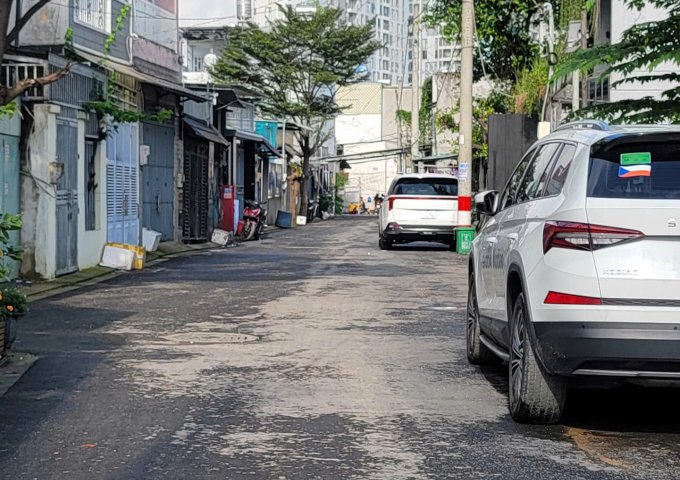 6 LÔ ĐẤT LIỀN KỀ – ĐỐI DIỆN KĐT VẠN PHÚC