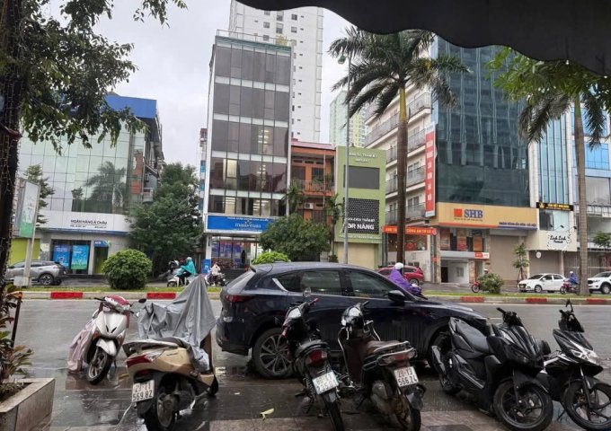 SANG NHƯỢNG CỬA HÀNG – VỊ TRÍ ĐẸP PHỐ NGUYỄN KHUYẾN, VĂN QUÁN