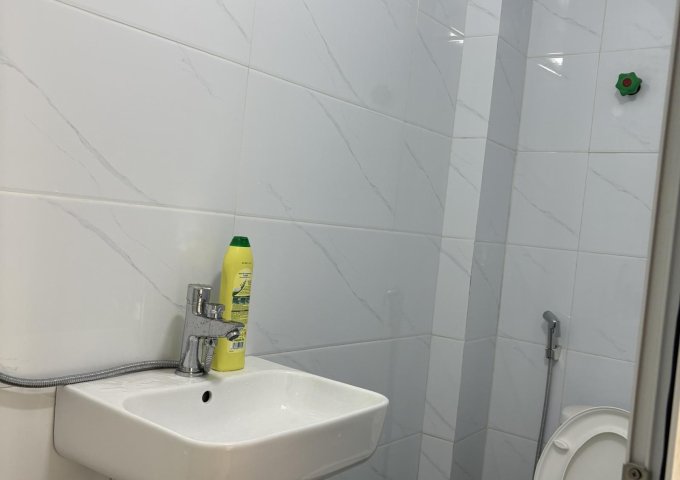 Cho thuê nhà nguyên căn 3 tầng tại ngõ 165 phan Đình Giót, Thanh Xuân