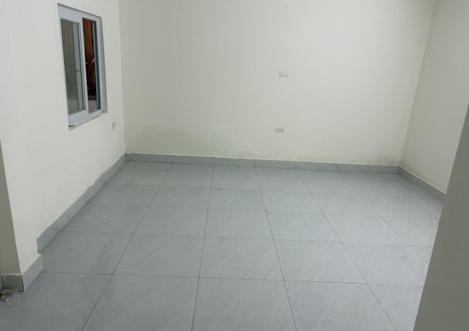 Cho thuê nhà nguyên căn 3 tầng tại ngõ 165 phan Đình Giót, Thanh Xuân