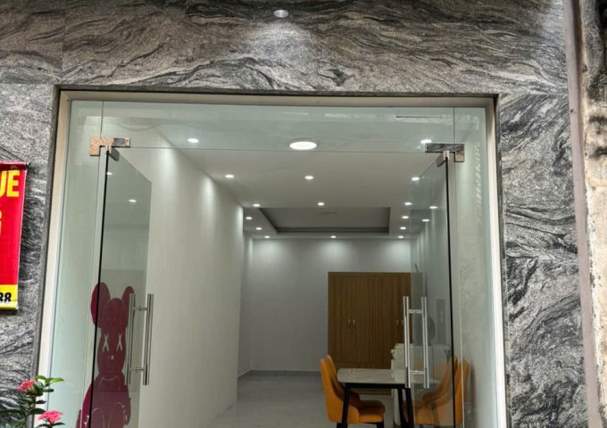 ⭐Cho thuê căn hộ vừa ở vừa làm VP tầng 1, ngõ 406/68 Âu Cơ, cạnh chợ Nhật Tân. 0986886738