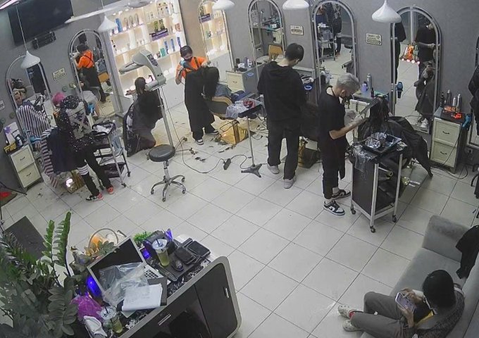 SANG NHƯỢNG SALON TÓC – VÀO LÀM NGAY, KHÁCH ỔN ĐỊNH