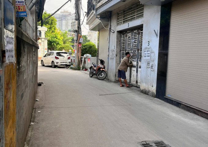 CẦU ĐƠ- TRUNG TÂM HÀ ĐÔNG, CHÍNH CHỦ CHO THUÊ NHÀ NGUYÊN CĂN 3 TẦNG. NHÀ MẶT NGÕ RỘNG 3,5M