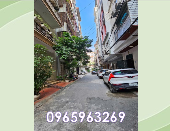 🏩Chính chủ cho thuê cả nhà khu vực đắc địa, trung tâm Ba Đình. Lh 0965963269