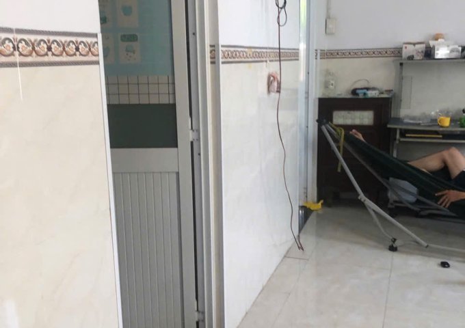 Cần chuyển nhượng nhà mặt tiền đường Ông Ích Khiêm, P. Phú Thủy, TP. Phan Thiết. Cách Thủ Khoa Huân 500m