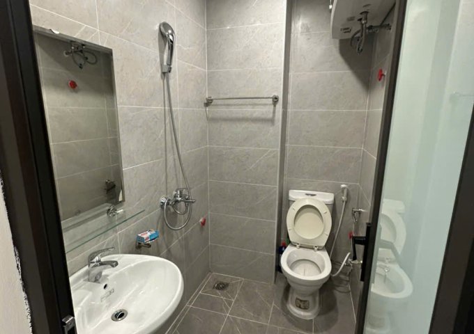 CHO THUÊ NHÀ 3 TẦNG – PHÙ HỢP LÀM VĂN PHÒNG / KINH DOANH SẠCH SẼ