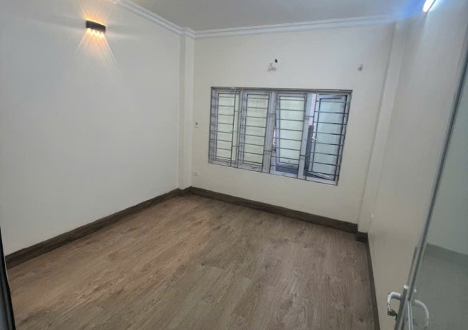 Bán nhà riêng Trần Quốc Vượng, Dịch Vọng Hậu, Cầu Giấy – 8,3 tỷ – 32m² – Nhà đẹp, sổ đỏ, vào ở ngay