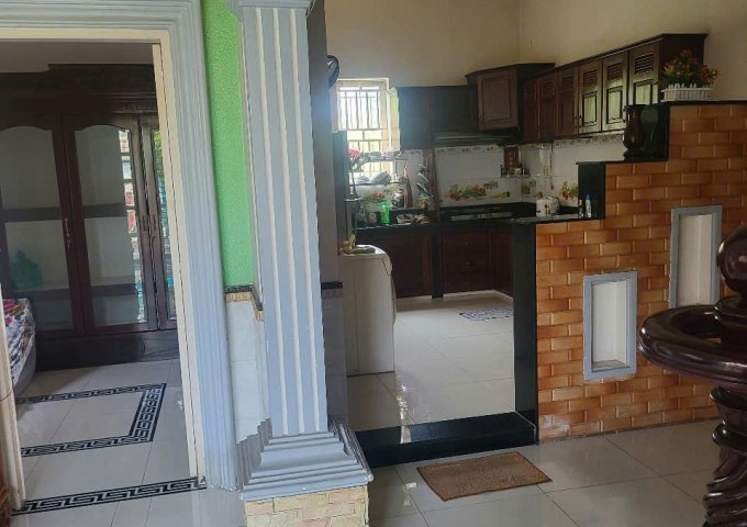 BIỆT THỰ ĐẸP – SỔ HỒNG RIÊNG – MẶT BẰNG RỘNG 213m² – LINH TÂY, THỦ ĐỨC – GIÁ 13.5 TỶ (THƯƠNG LƯỢNG MẠNH CHO KHÁCH THIỆN CHÍ)