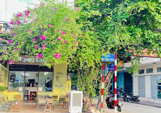 Sang nhượng quán cafe do nghỉ sinh em bé không có thời gian quản lý.